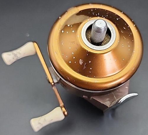 Vintage MOLTO RARO!! Mulinello da Pesca Bronson Viking 906 - Made In USA FUNZIONANTE!!! - Foto 7 di 10