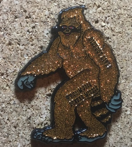 West Virginia 2016 Odyssey of the Mind World Finale Pin Thema OMER BIGFOOT - Bild 2 von 2