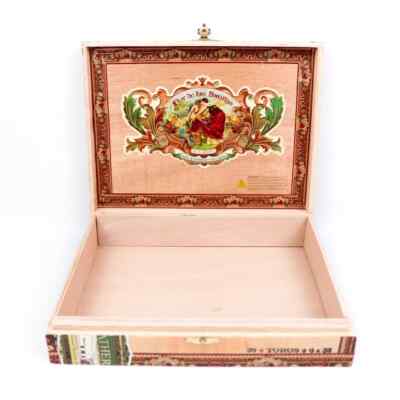 Flor de las Antillas Toro Empty Wood Cigar Box 9'' x 7'' x 2''