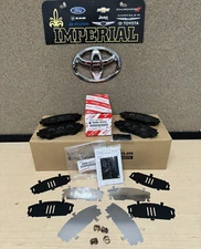 2009-2019 TOYOTA COROLLA GENUINE TCMC FRONT BRAKE PAD SET WITH SHIMS 04465AZ314