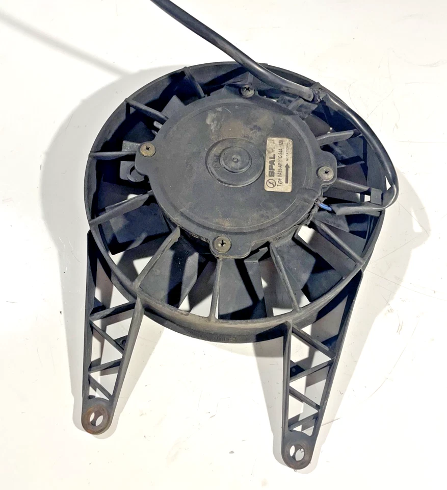 TRIUMPH TT 600 TT600 2000 - 2003 RADIATOR FAN ENGINE COOLING FAN ASSEMBLY - Image 2 of 4