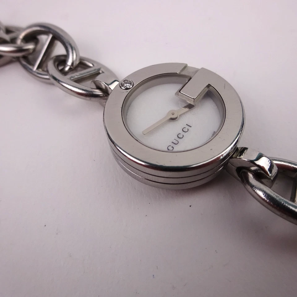 Gucci 107 Charm Bracelet Watch Floral Mother of Pearl Dial Diamond Set Case - Image 3 of 4