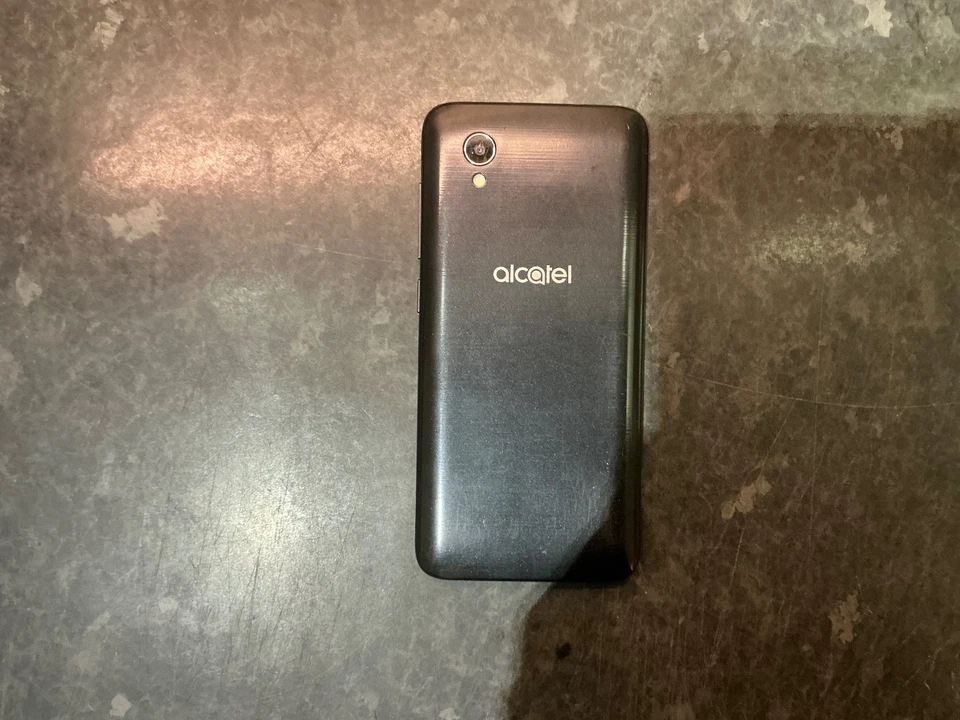 Alcatel 1 5033x Black 8GB 5.0" 5MP Android Smartphone - Image 4 of 4