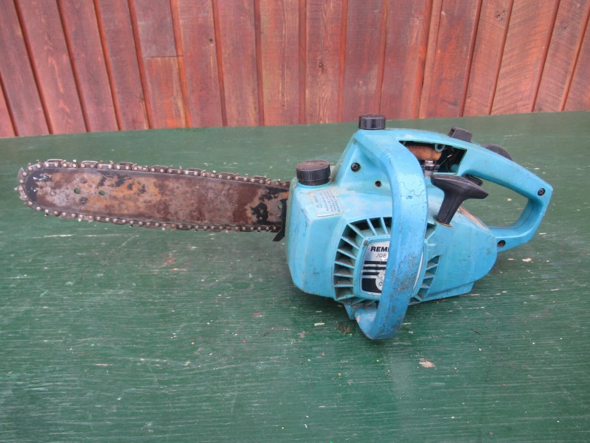 Vintage REMINGTON YARD MASTER Chainsaw Chain Saw with 11