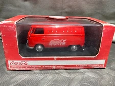 1/43 MOTOR CITY CLASSICS 1962 VOLKSWAGEN CARGO VAN ICE COLD COCA-COLA RED