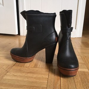 sorel heels