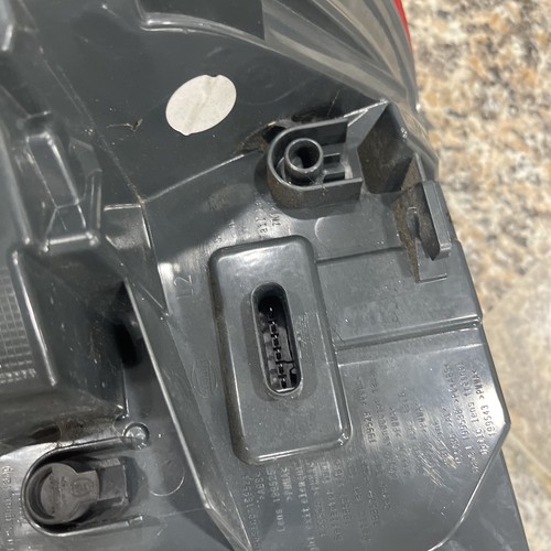 2016 bmw 340i left side taillight used oem - Picture 7 of 12