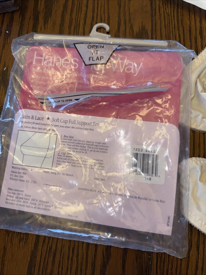 Vintage Hanes Her Way Soft Cup Bra 34B Silky Nylon Lace New beige 3 Total - Image 3 of 4