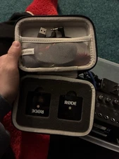 Rode Wireless GO Compact Microphone System Gen 1 +Cables(in pic)Windscreens+Case