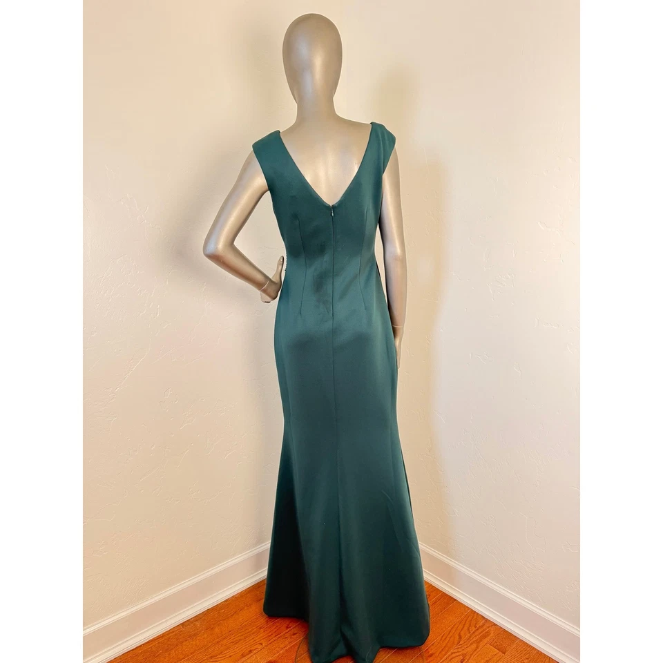 Vestido de Noche Formal Vince Camuto Verde Terciopelo Talla 4 Foto 3 de 4