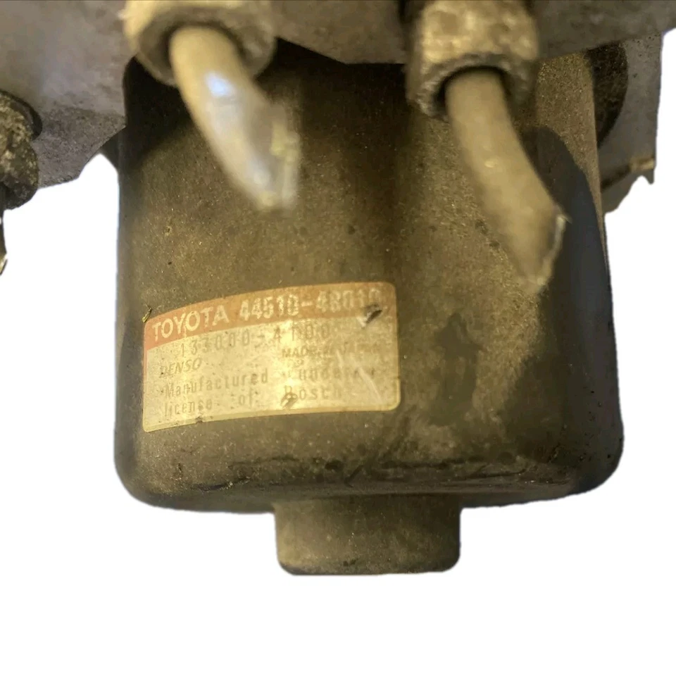Módulo de bomba de freno antibloqueo Lexus RX300 2000 ABS 44510-48010 UNIDAD OEM DENSO  Foto 3 de 4