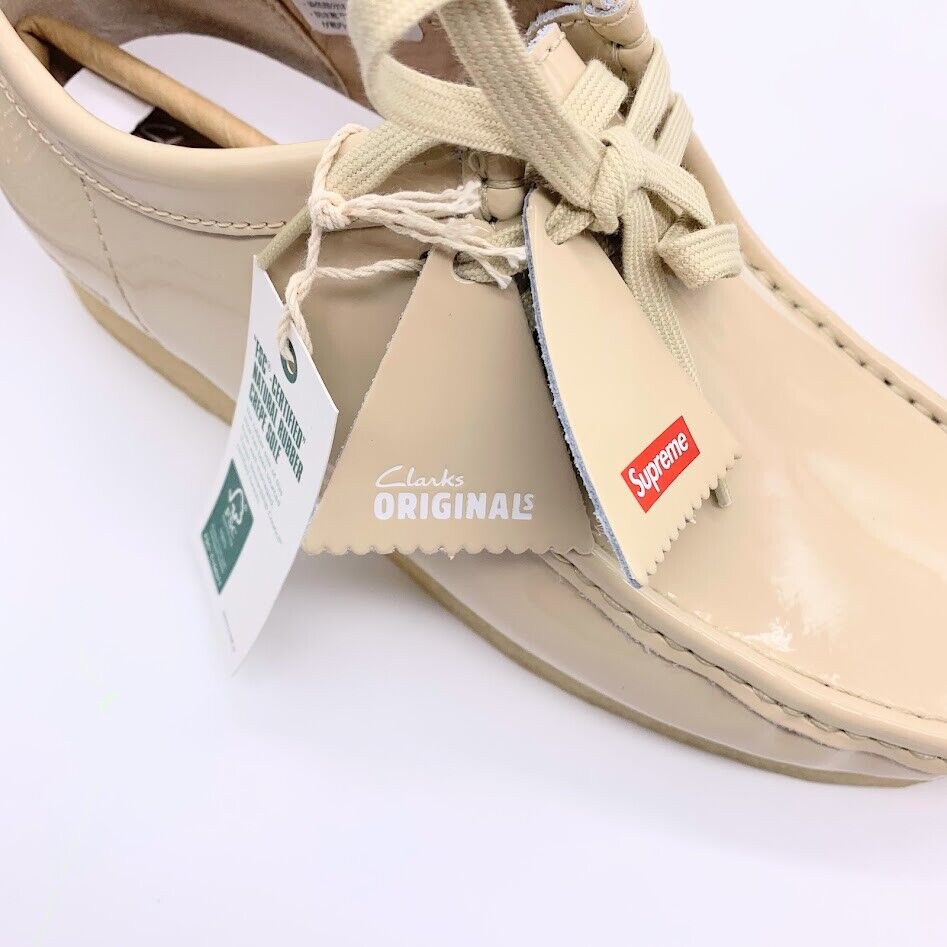 Supreme × Clarks Patent Leather Wallabee 2024 3colors Men's Supreme × Clarks Patent Leather Wallabee 2024 3colors Men's