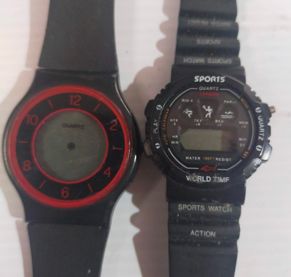 Mens Vintage/Used Watches for Parts and Repairs untested. Guess/Giani