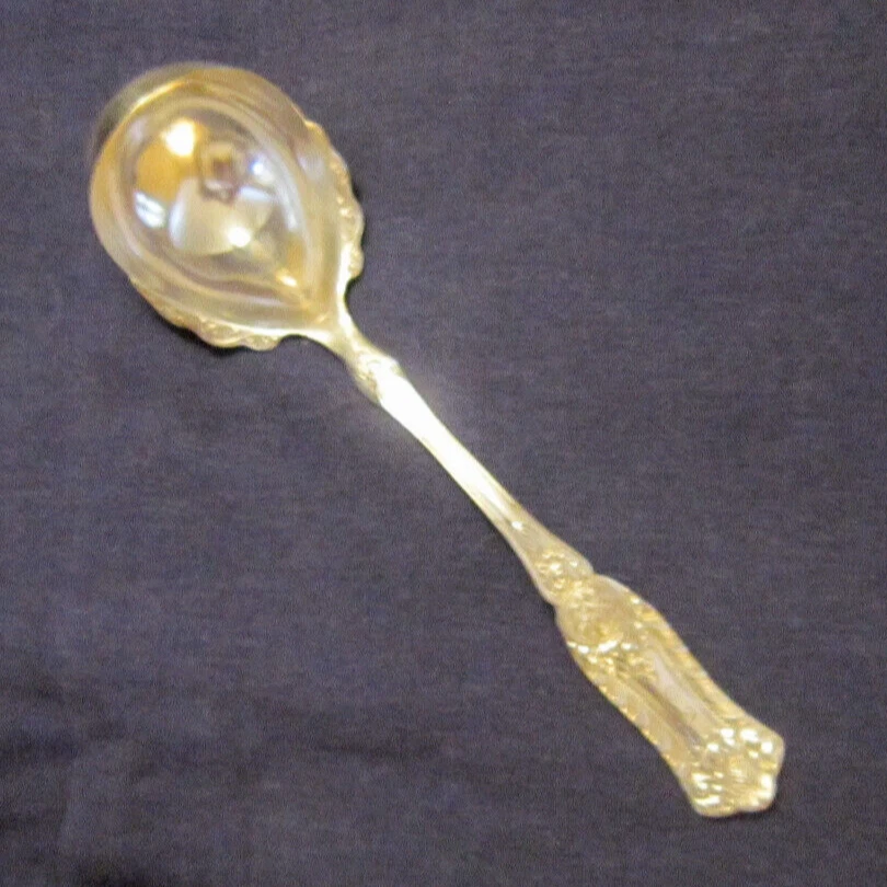 silverplated gravy ladle ROMANESQUE 1898 Celtic Knot 1847 Rogers monogrammed T