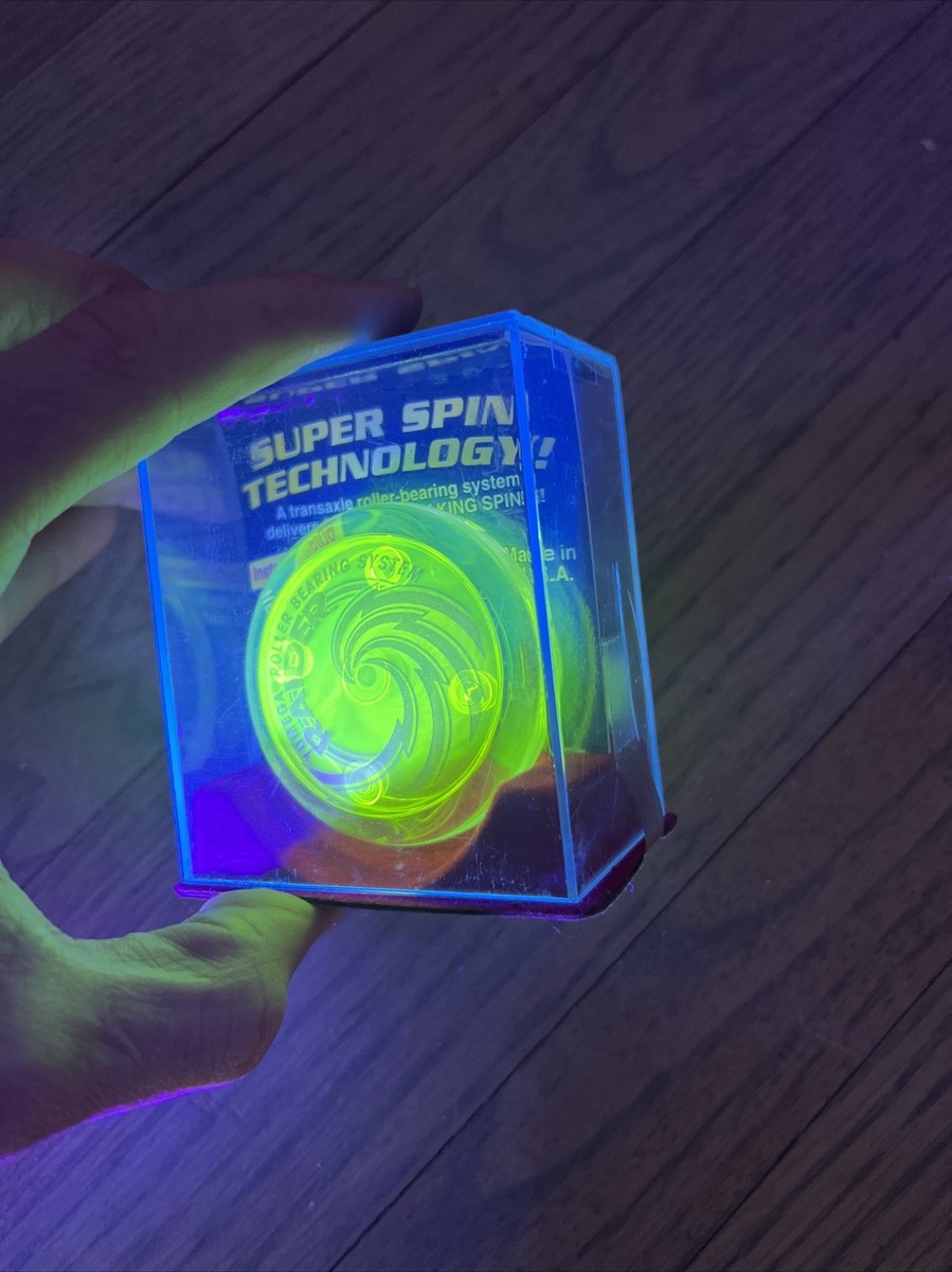 ホログラム旧型トンガリボディ レイダー YOMEGAヨメガ ハイパーヨーヨー ホログラム旧型トンガリボディ レイダー YOMEGAヨメガ ハイパーヨーヨー