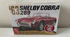 AMT 1963 Shelby Cobra 289 Model Kit 1/25 AMT1319