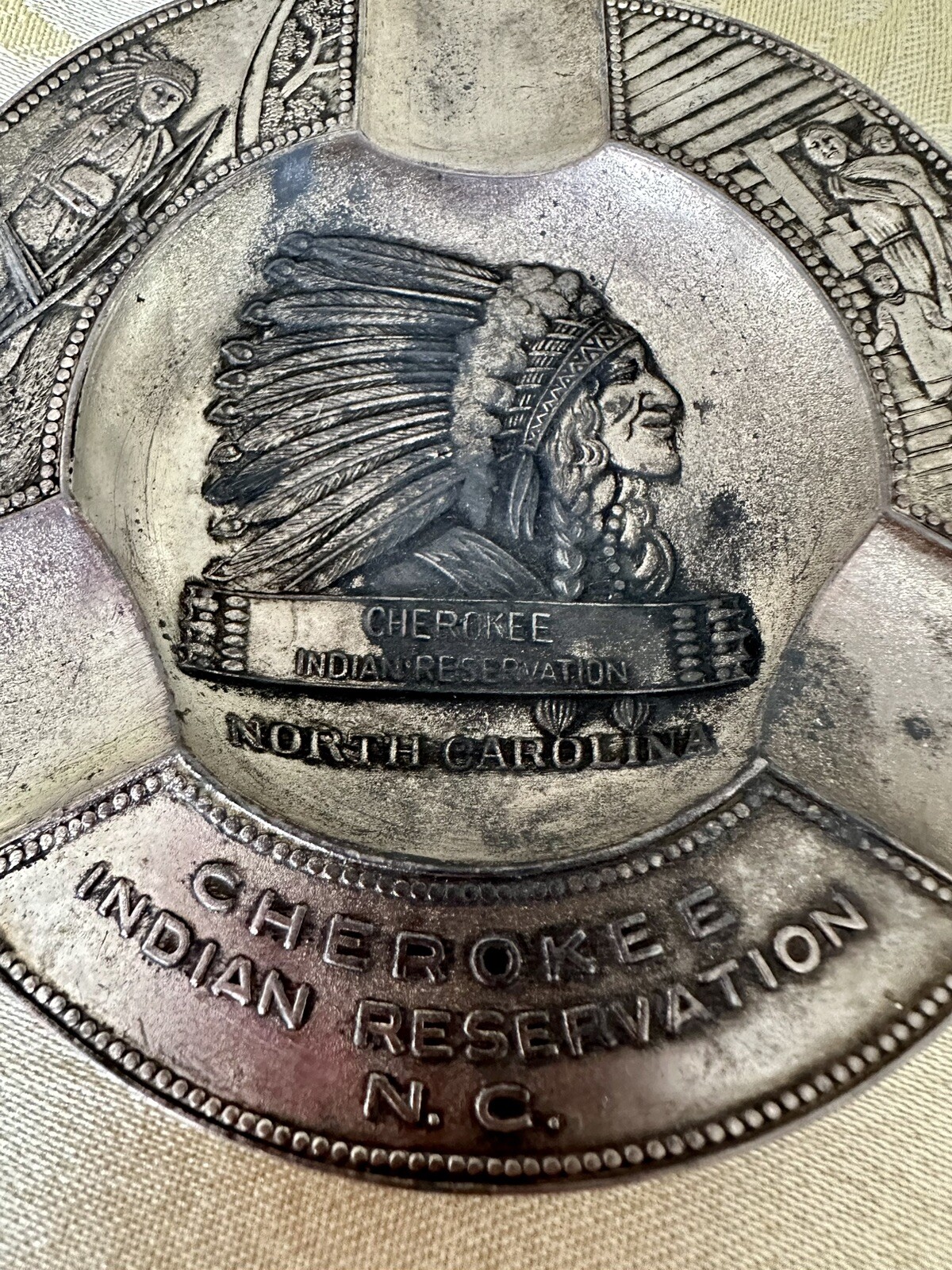 Vintage CHEROKEE  INDIAN RESERVATION N.C. SOUVENIR ASHTRAY