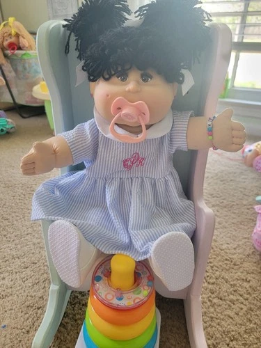 2004 Cabbage Patch Kid  Asian  Black Hair Brown Eyes Pacifier Ear Rings Lashes