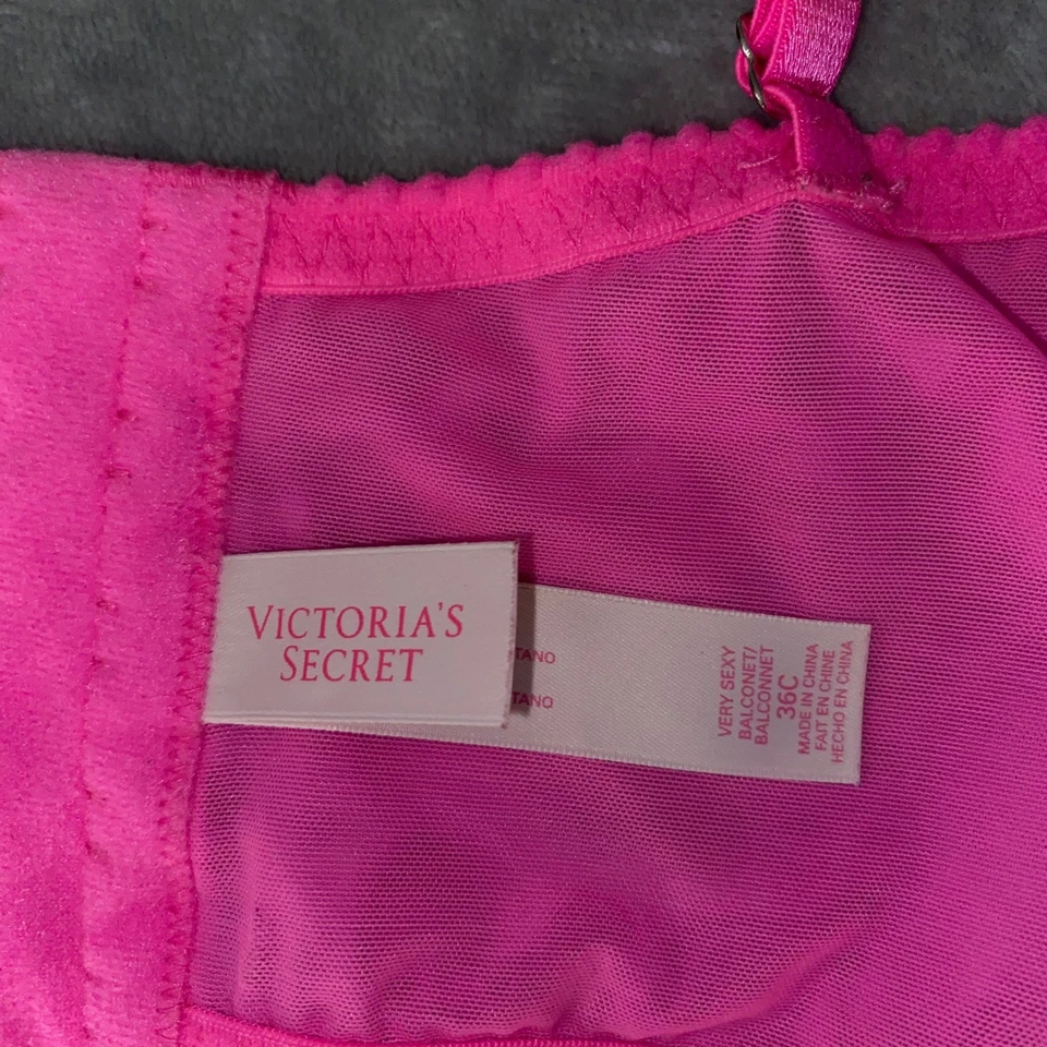 Sujetador Balconet Victoria's Secret Muy Sexy Rosa Estampado Abstracto Tirantes Longline 36C Foto 3 de 4