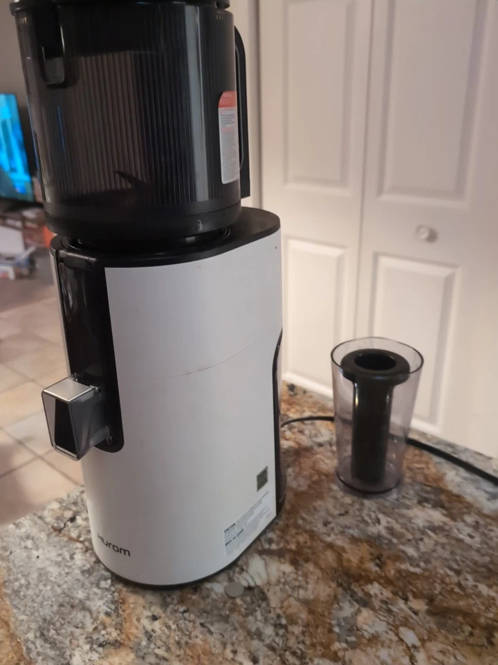 Hurom H400 Simply Slow 榨汁机 新鲜萃取器 挤压器 温白色 交流电 220V/60Hz — 第 3/3 张图片