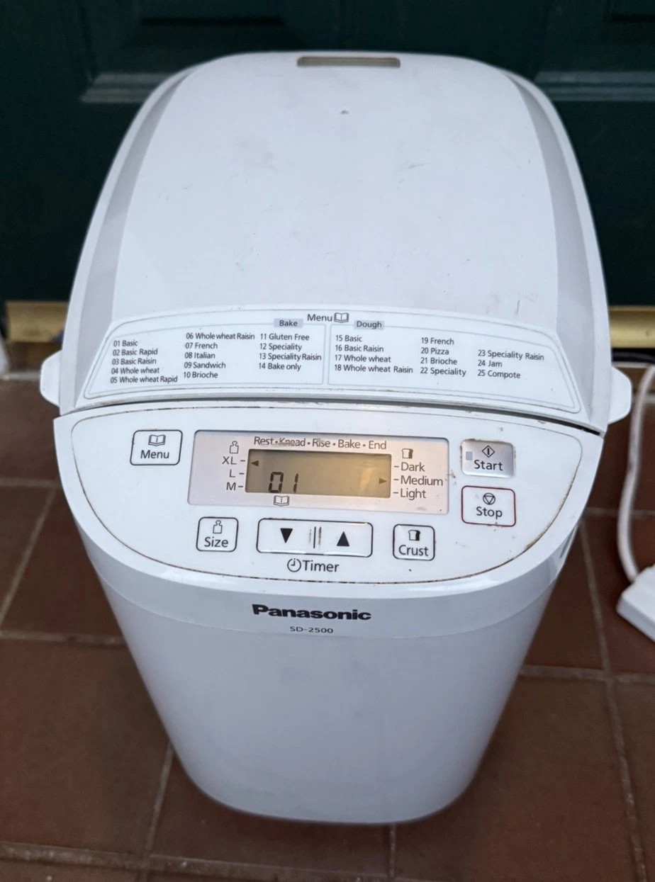 Panasonic SD-2500 Bread Maker With Manual Working Needs Cleaning Light Marks.
Opens in a new window
