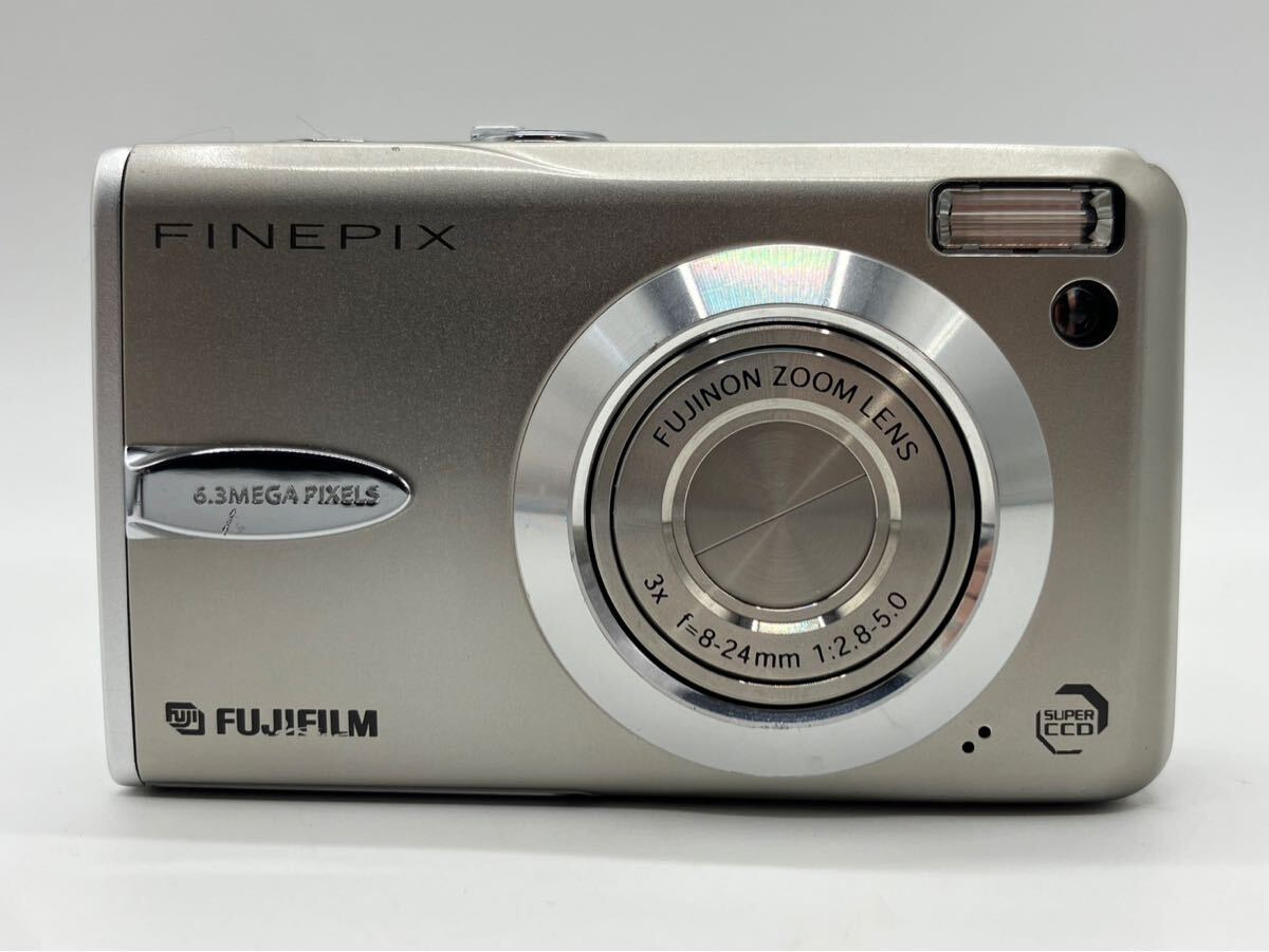 動作品 FUJIFILM F30 FinePix デジタルカメラ FUJIFILM | 企業情報 | ニュースリリース | デジタルカメラ「FinePix