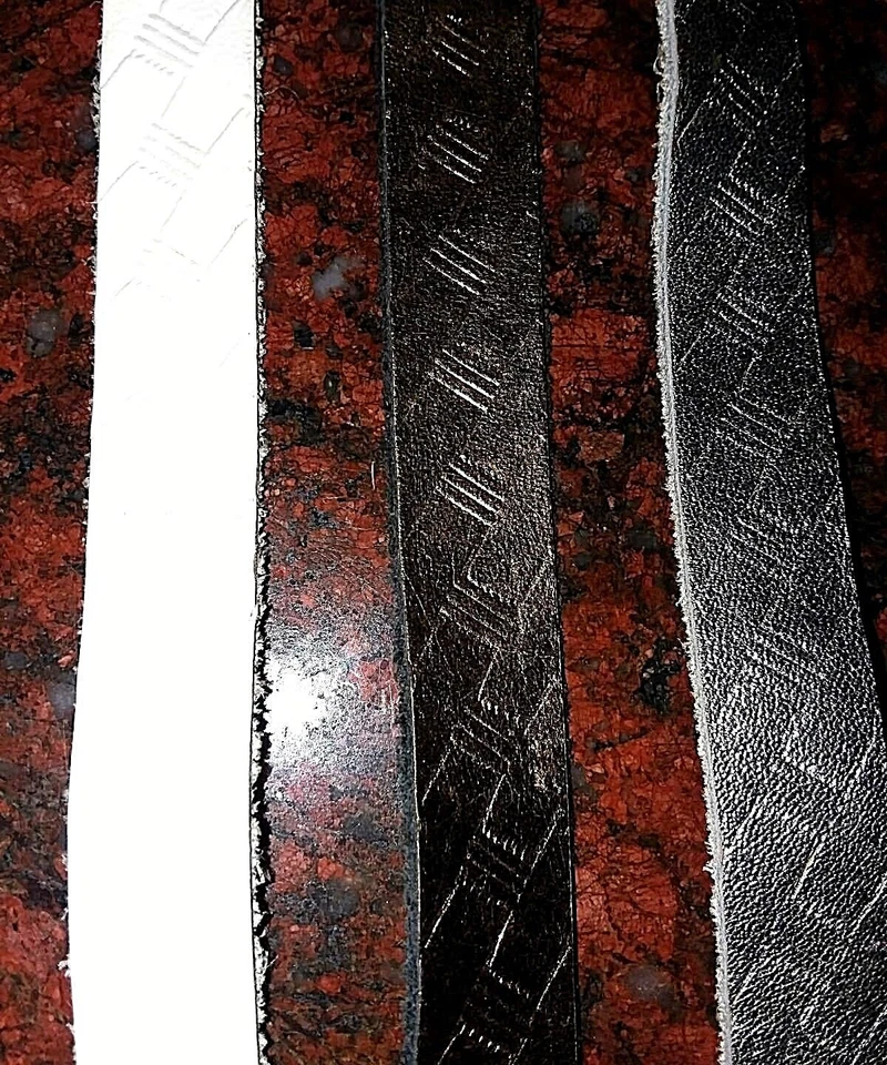 WHITE LEATHER DOG LEASH, GOLD LEATHER DOG LEASH, SILVER LEATHER DOG LEASH - Image 2 of 4