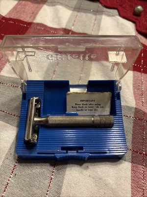 Vintage 1954 Gillette Z-1 TTO Super Speed DE Safety Razor + 1 Blade