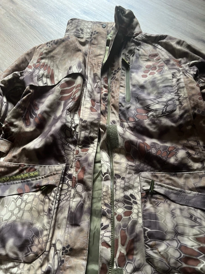 Youth Kryptek Jacket - Image 3 of 4