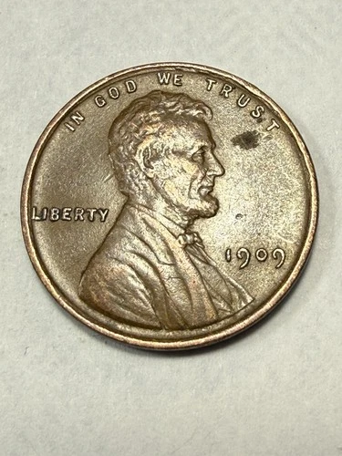 ** 1909 LINCOLN CENT-  XF+  (UPGRADE THAT SPOT IN YOUR SET) PRICED TO SELL 🔥**