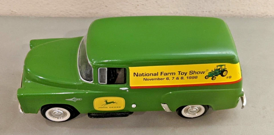 1998 Liberty Classics National Farm Toy Show 1957 Dodge John Deere 1:25 Bank - Image 3 of 4