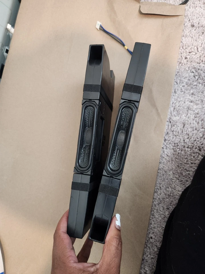 Телевизионный динамик LG 55 дюймов EAB65816203 комплект слева и справа - Изображение 2 из 3