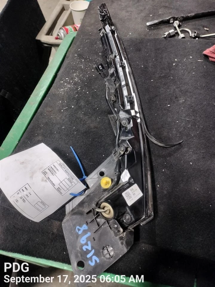 RIGHT HEADLAMP ASSEMBLY 92102L5100 2020-2023 HYUNDAI SONATA - Image 2 of 4