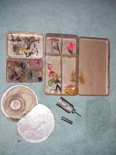 4-Piece vintage fishing tackle fly box lot  Perrine  outers Pflueger with tackle