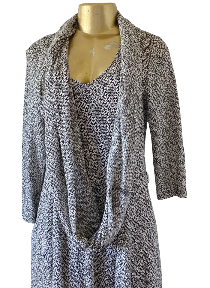 Vestido manga larga Signature by ROBBIE BEE para mujer talla grande negro blanco moteado Foto 4 de 4