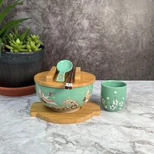 Green Crowned Crane Japanese Ceramic Rice Noodle Ramen Bowl w/ Bamboo Lid Trivet