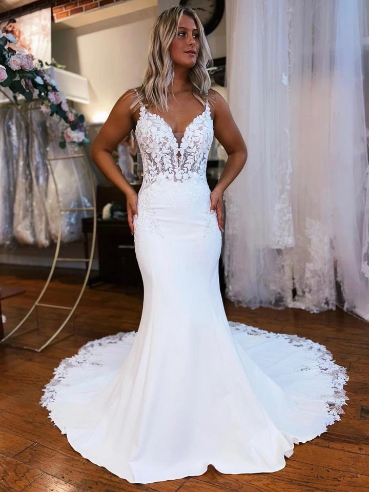 V Neck Mermaid Wedding Dresses Lace Appliques Backless Sweep Train Bridal Gowns - Image 2 of 4