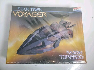NEW 1996 Monogram Star Trek Voyager KAZON Torpedo Model Kit - SEALED