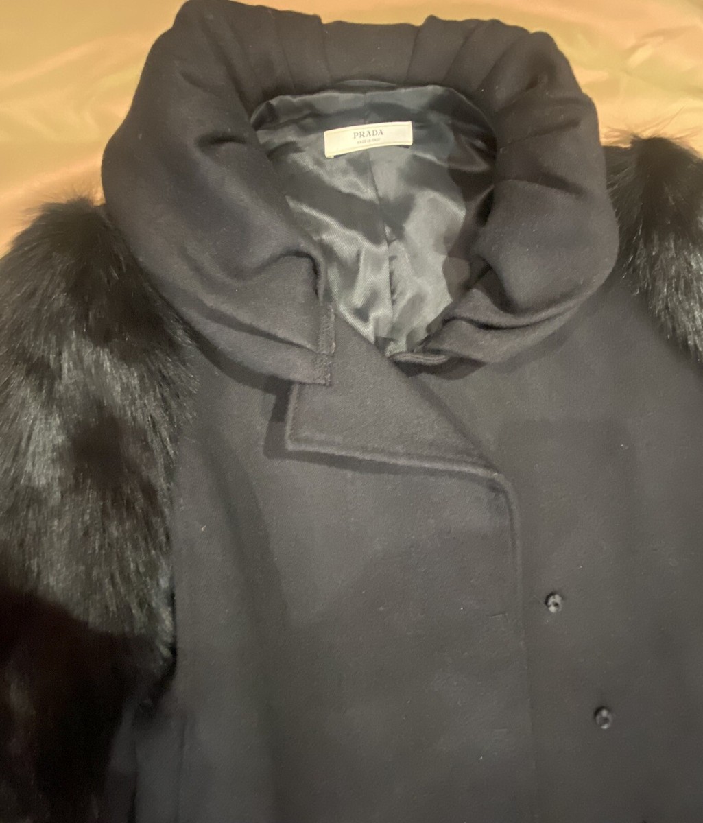 PRADA 100% AUTHENTIC RARE VINTAGE BLACK RUNWAY COAT WITH FUR PRADA 100% AUTHENTIC RARE VINTAGE BLACK RUNWAY COAT WITH FUR