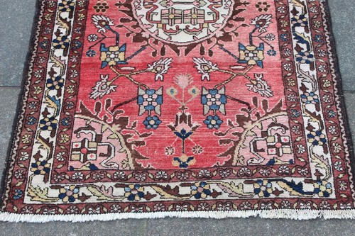 Fine Antique Hand Made Traditional Oriental Wool Pink Small Rug 116x77cm - Picture 4 of 12