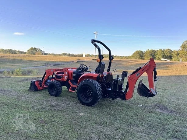 2023 BAD BOY 3026H Tractor Loader Backhoe - Image 4 of 4