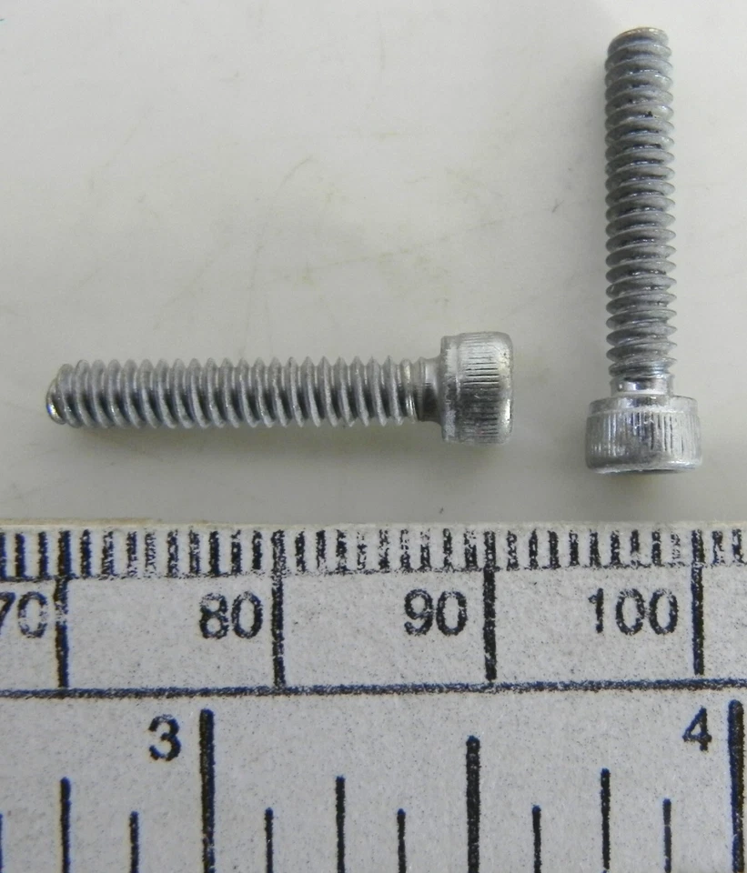 Vis à tête creuse 6-32 x 3/4" - GREAT PLANES GPMQ 3030 - paquet de 4 - Photo 2/3