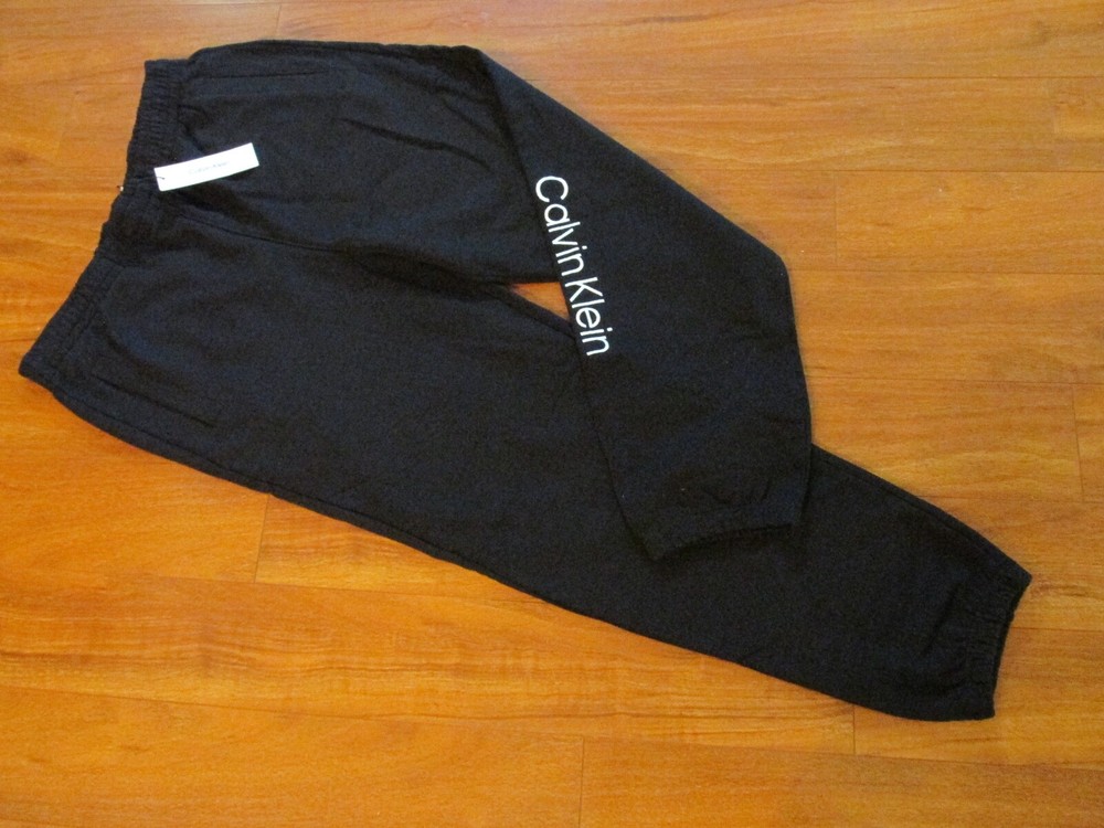 NWT Calvin Klein Heavy Weight Sweatpants Mens sz XLarge  NWT  BLACK