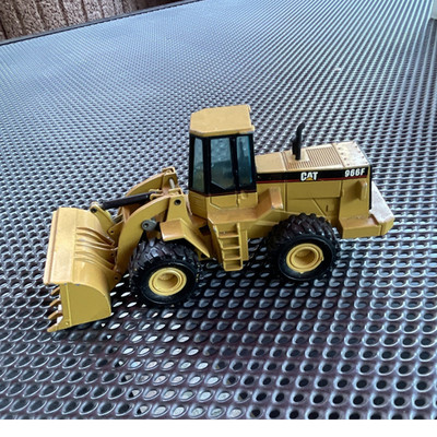NZG 1:50 Caterpillar CAT 966F Radlader Modellfahrzeug 1992 No 378 Gelb/Schwarz