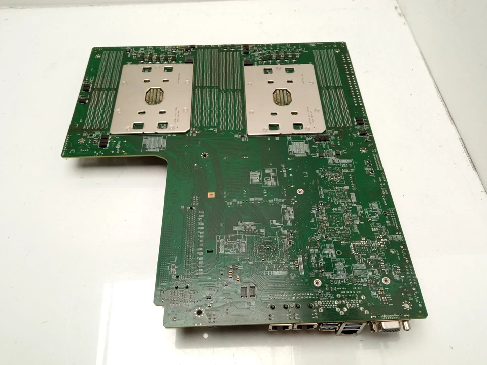 SuperMicro X11DDW-L Socket 3647 DDR4 Server Motherboard  - Image 4 of 4