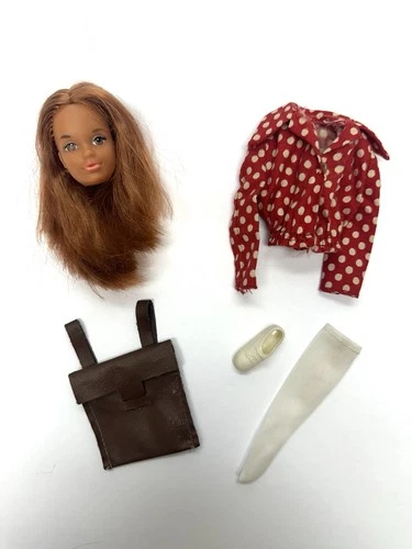 Vintage Yellowstone Kelley Barbie 1974 Head Only with Shirt and Accessories READ