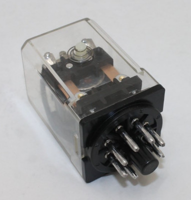 Cutler-Hammer D3PR2T1 DPDT Relay with Test Button