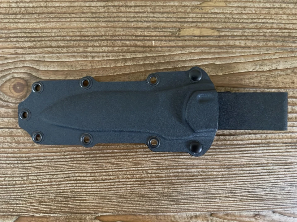 Cuchillo de hoja fija UZI Defender - Cryo Edge acero inoxidable de alto carbono ZF0002 2003 EE. UU. Foto 4 de 4