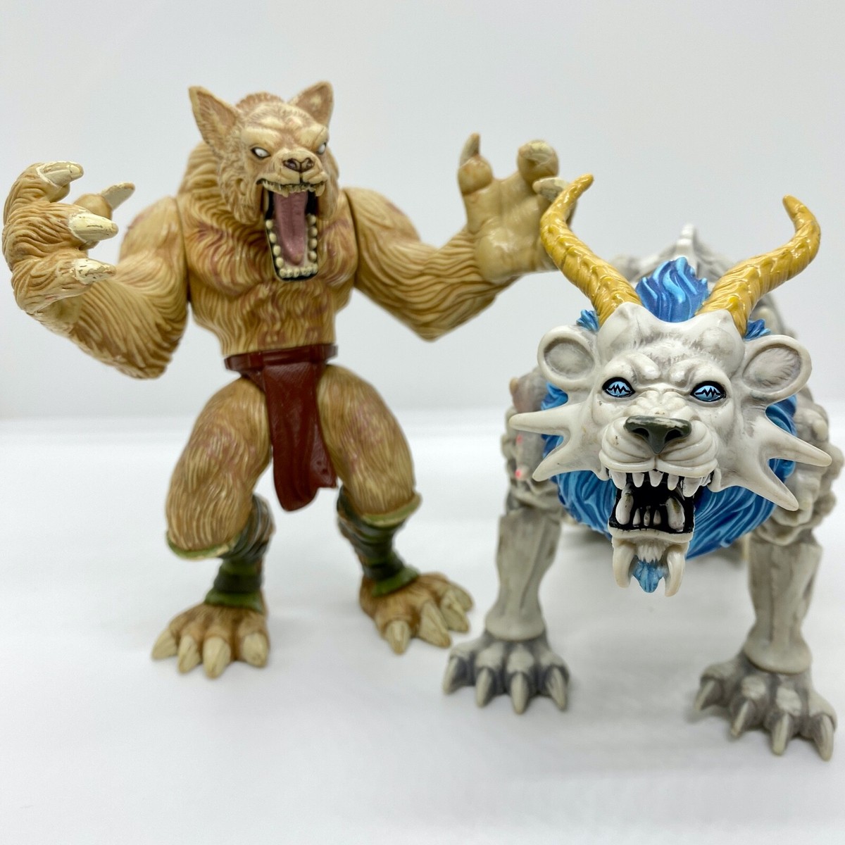 SQALONE 青い怪獣フィギュア SQALONE 青い怪獣フィギュア ULTRA MONSTER SERIES 160