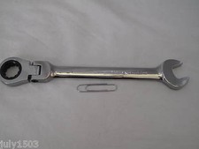 (1) NEW GearWrench 17mm Flex Ratcheting Combi...